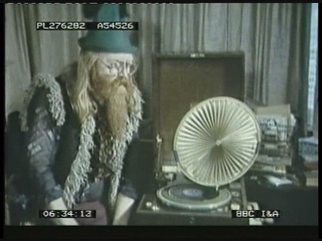 Vivian Stanshall's Week (9th April 1975) [DVDRip (XviD)] preview 1