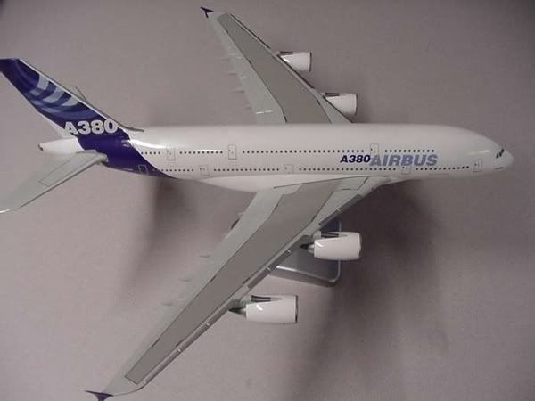 http://i465.photobucket.com/albums/rr20/up2dsky89/Hogan/A380NC.jpg