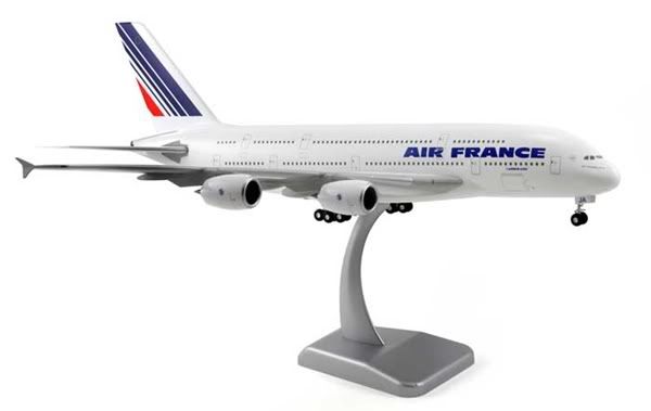 http://i465.photobucket.com/albums/rr20/up2dsky89/Hogan/AirFranceA380.jpg