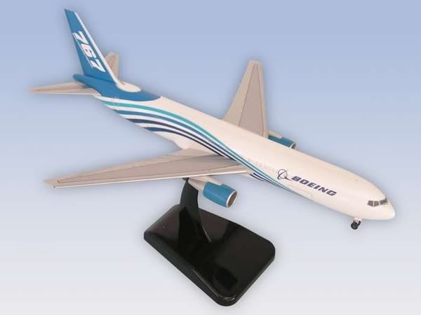 http://i465.photobucket.com/albums/rr20/up2dsky89/Hogan/B767-300Freighter.jpg