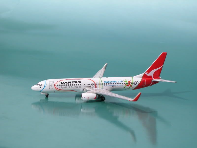 http://i465.photobucket.com/albums/rr20/up2dsky89/Phoenix/QantasCommenwealth.jpg