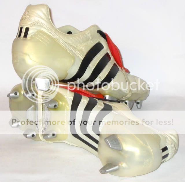 Adidas Predator Mania XTRXSG (678109) (7 UK) Vintage Football Boots 